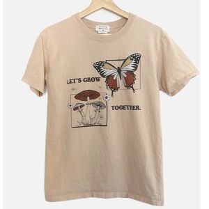 Urban Nation retro mushroom t-shirt XS